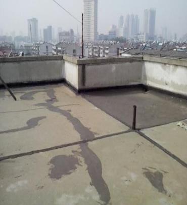 吉县漏水维修 楼顶漏水是什么原因，楼顶漏水维修方法是什么?